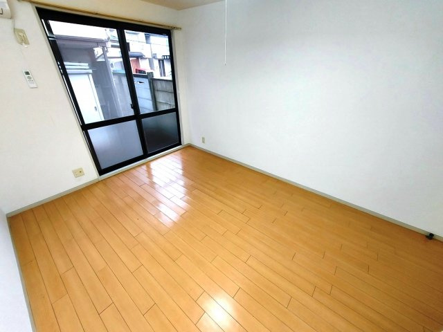 フレグランス花泉の居間・リビング|イメージ（同建物内別部屋の写真です）