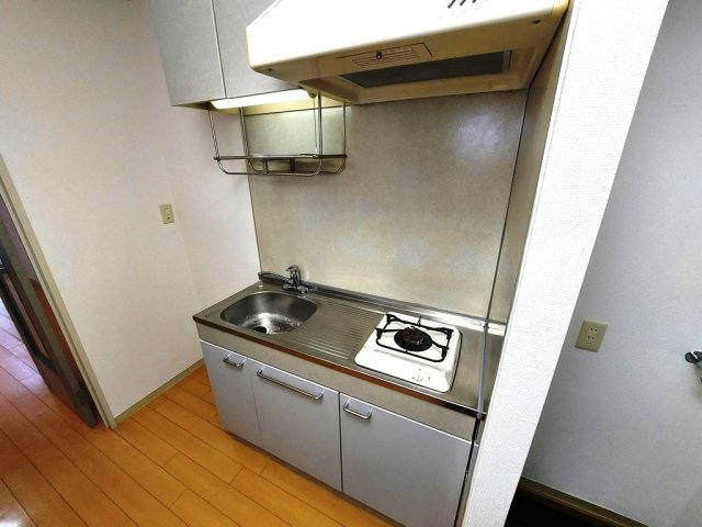 フレグランス花泉のキッチン|イメージ（同建物内別部屋の写真です）