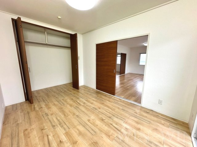 宮ハイツの寝室