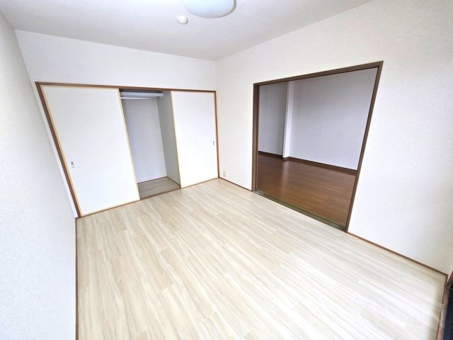 オアシス鷹丘の寝室