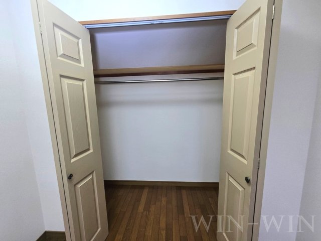 オアシス鷹丘の収納