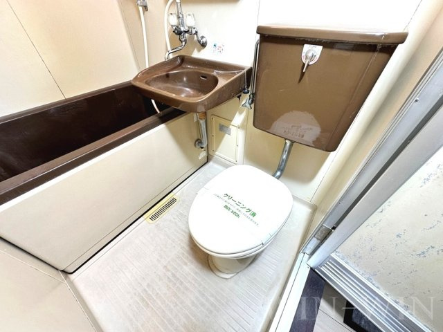 フォーブル西松山のトイレ