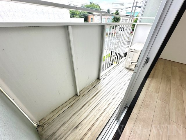 フォーブル西松山のバルコニー