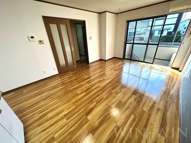 ベルバランセK 参番館の居間・リビング