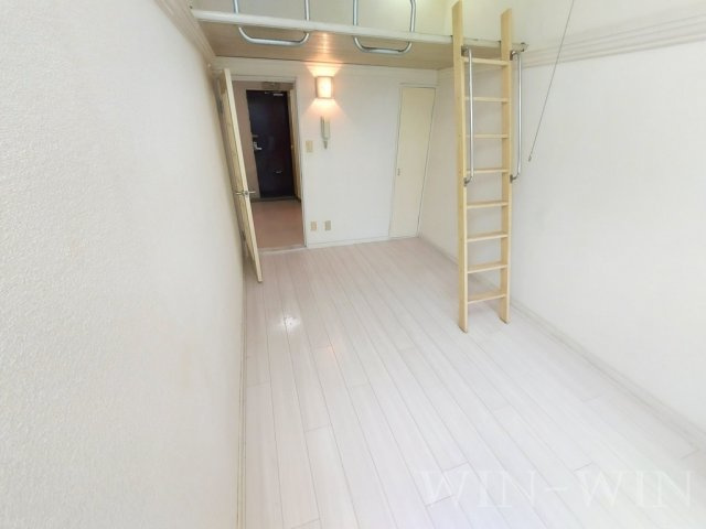カーサ井原の居間・リビング