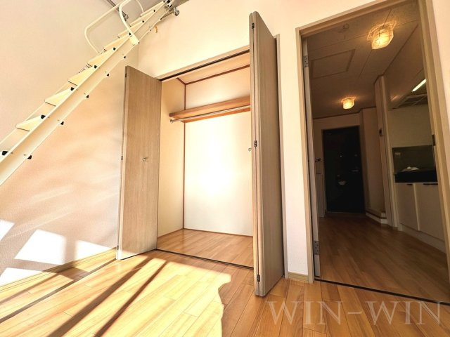 メゾン・ド・ラヴィ菰口 Ⅱの収納