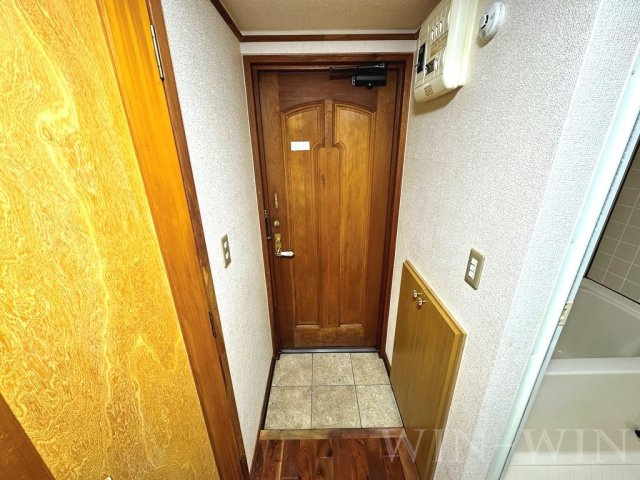 セザンヌ瓜郷の玄関