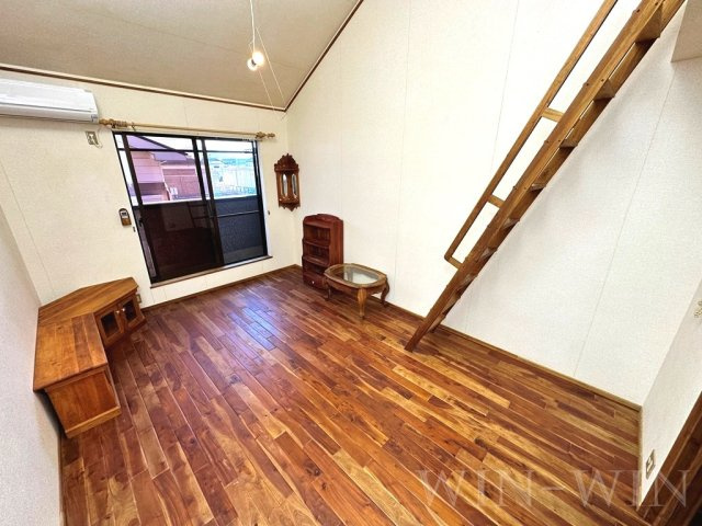 セザンヌ瓜郷の居間・リビング