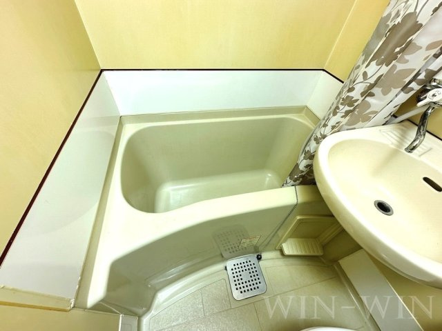 ユトリロ談合町の浴室