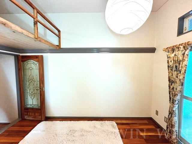 ユトリロ談合町の居間・リビング