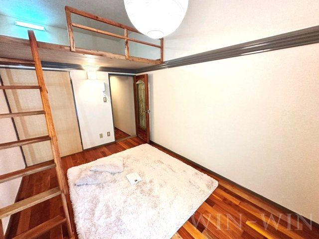 ユトリロ談合町のその他