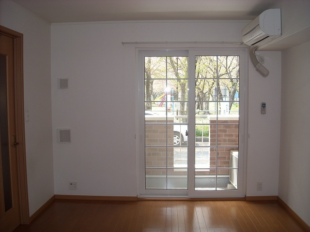 フォーリスト ヒルズ Bの寝室