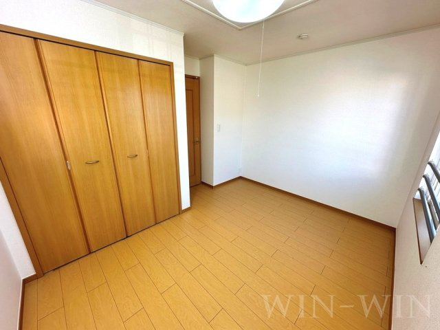 ベルアンジュの洋室