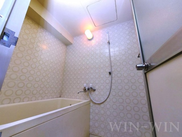 第三岡田マンションの浴室|イメージ（同建物内別部屋の写真です）