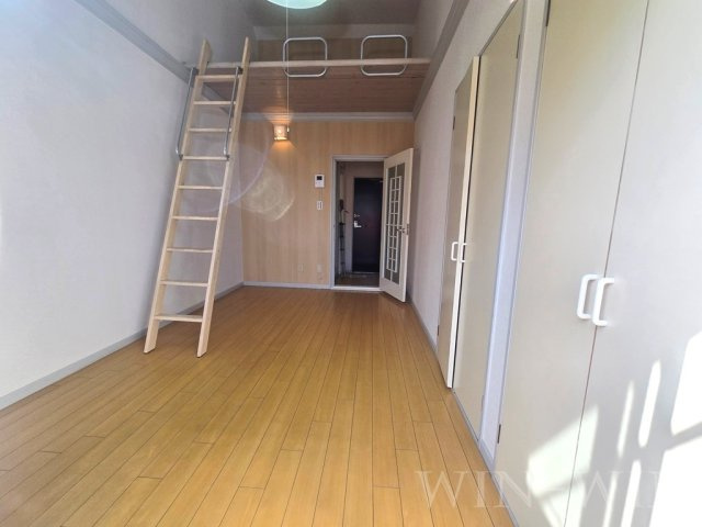 ペアパレス東田の洋室