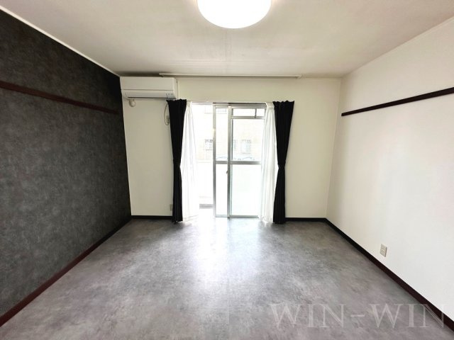 Blue Skyの居間・リビング|イメージ（同建物内別部屋の写真です）