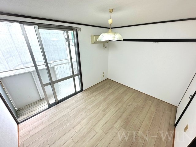 フォーブル西松山の居間・リビング|イメージ（同建物内別部屋の写真です）