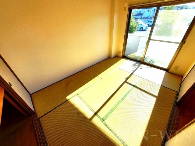 アプローズ A棟の和室