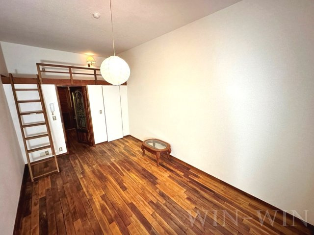 セザンヌ神野新田の居間・リビング