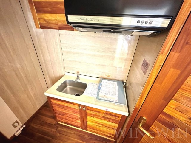 セザンヌ神野新田のキッチン
