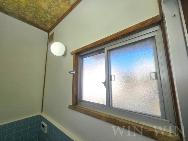 吉川町戸建貸家 Hの浴室