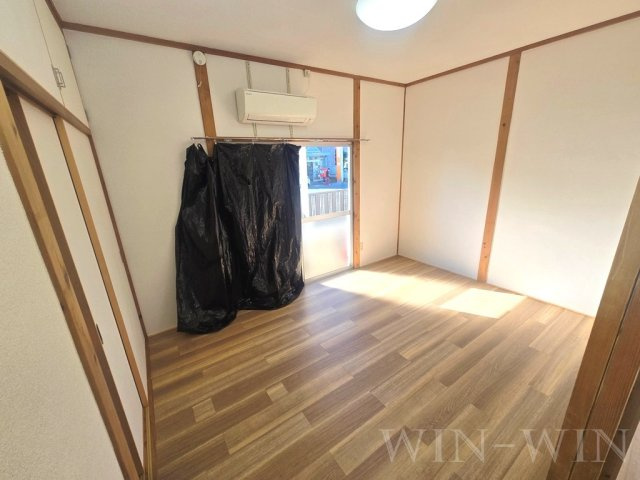 吉川町戸建貸家 Hの寝室