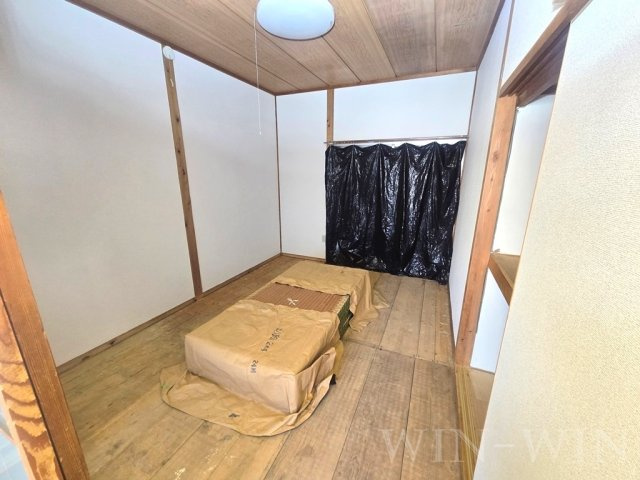 吉川町戸建貸家 Hの和室