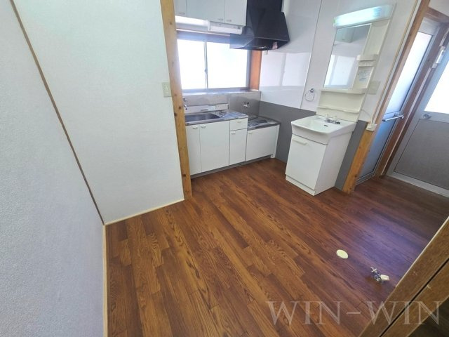 吉川町戸建貸家 Hのキッチン