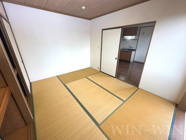 レガーロ寿里 Bの寝室