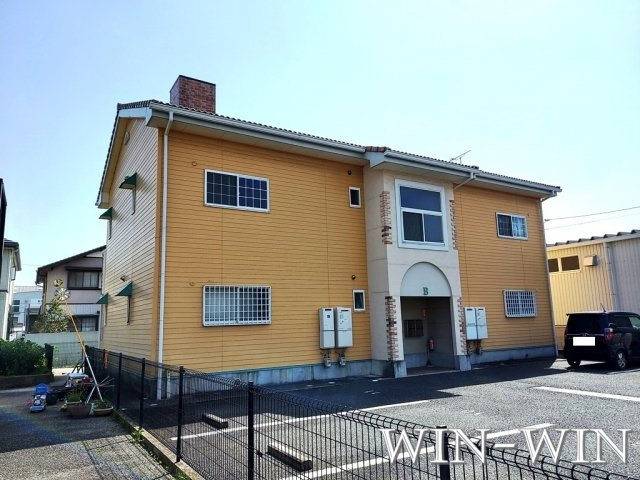 レガーロ寿里 Bの外観