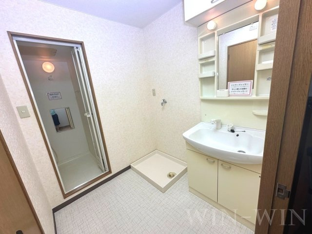 レガーロ寿里 Bの洗面所