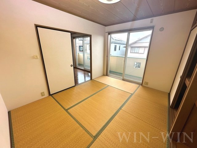 レガーロ寿里 Bの寝室