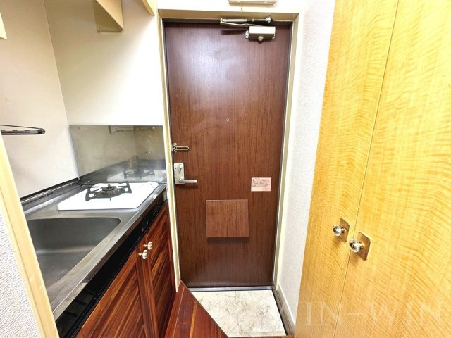 ユトリロ柱九番町の玄関