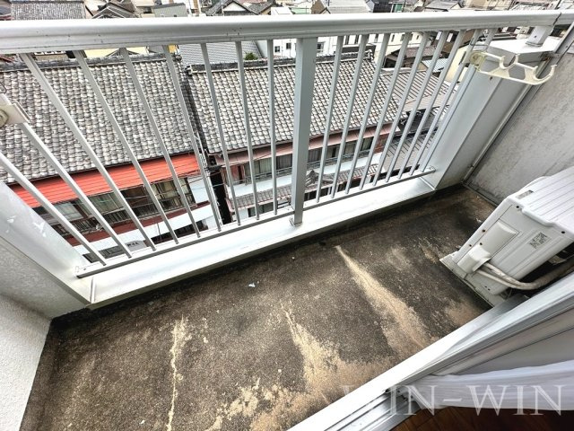 スカイビレッジアイセイのバルコニー
