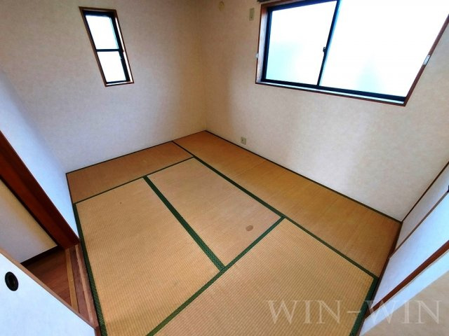 グレイスヴィラ Bの和室