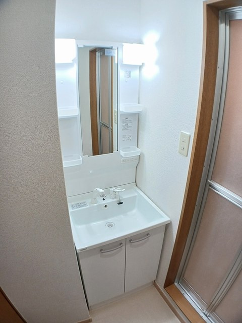 アメニティタウン高洲の独立洗面台