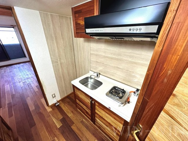 セザンヌ菰口のキッチン