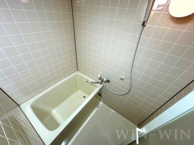 セザンヌ菰口の浴室