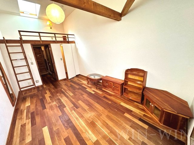 セザンヌ菰口の寝室