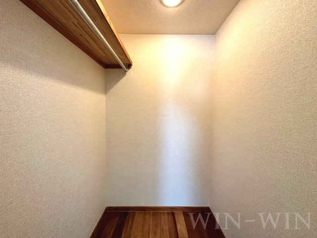 セザンヌ菰口の収納