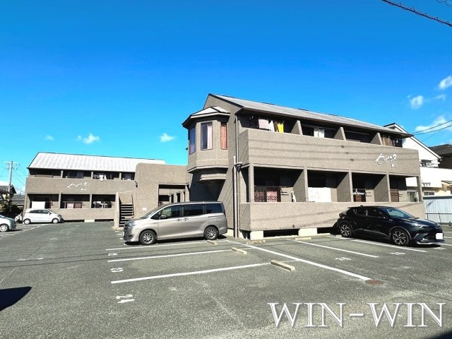 セザンヌ菰口の外観