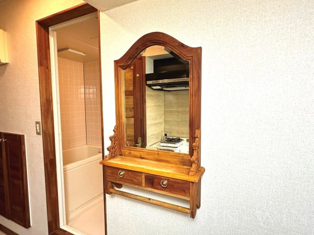 セザンヌ菰口のその他