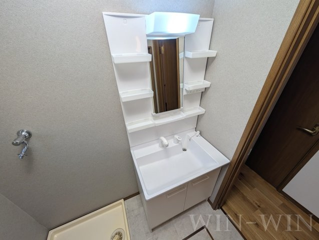 ユトリロ浪ノ上の独立洗面台|イメージ（同建物内別部屋の写真です）