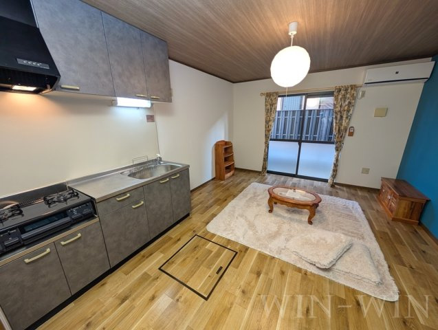 ユトリロ浪ノ上の居間・リビング|イメージ（同建物内別部屋の写真です）