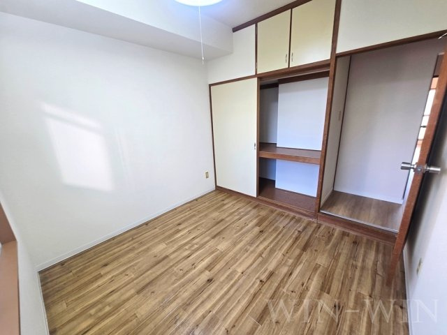 アメニティ飯野の寝室