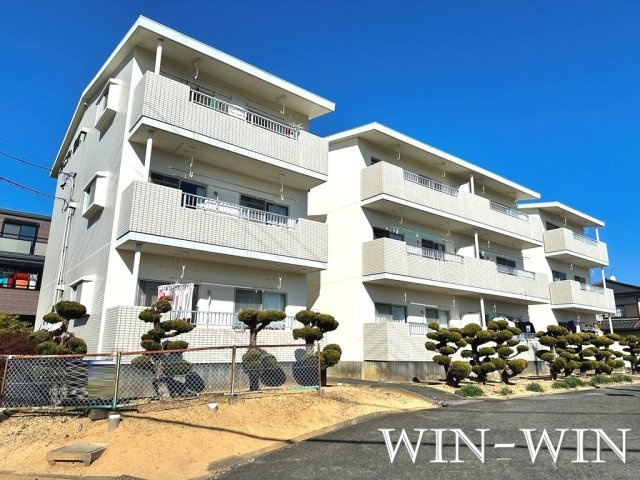 アメニティ飯野の外観