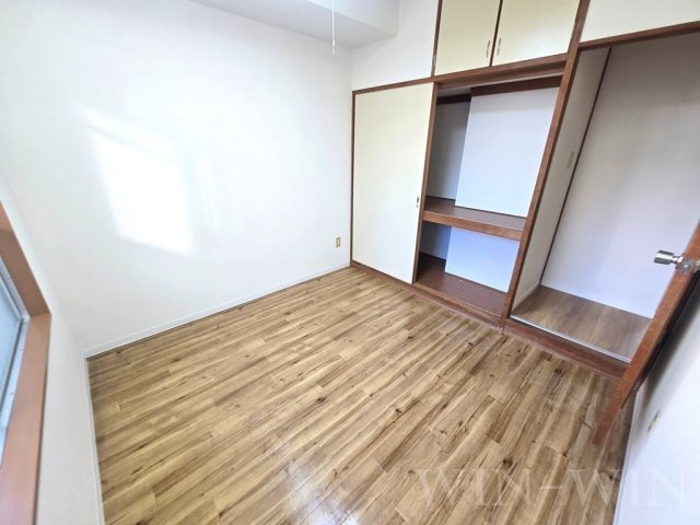 アメニティ飯野の寝室