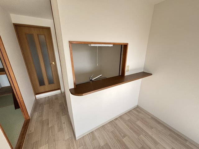 ウィスタリア藤の内装