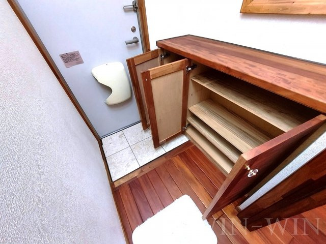 セザンヌ西高師の駐車場