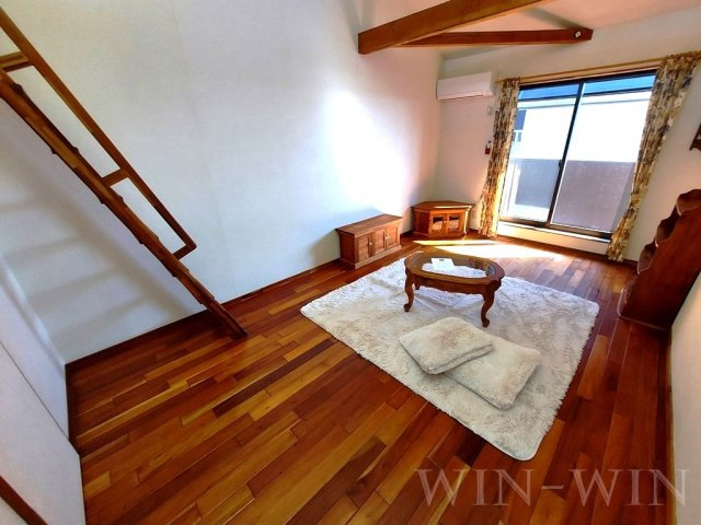 セザンヌ西高師の居間・リビング